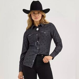 Wrangler Subtle Horses Western Pearl Snap Shirt